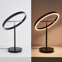 Lampes de table de bureau à LED créatives de l'usine d'éclairage Zhongshan minimalistes pour restaurant salon chambre interrupteur de détection tactile