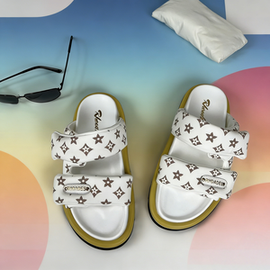 Sandalias de Playa de Lujo para Mujer con Logotipo Personalizado de Alta Calidad |   Sandalias para Mujer 2026 |   Sandalias de Estilo Vacacional a la Moda - Product Image 4