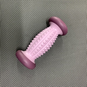 Massaggio del rullo del piede per la fascite plantare di sollievo e il massaggio di riflessologia del dolore dell'arco del piede del tallone per il rilassamento della mano della gamba posteriore - Product Image 3