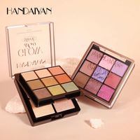Palette de maquillage 3-en-1 HANDAIYAN, fard à paupières, blush, illuminateur, kit tout-en-un, design à 3 couches, trousse de maquillage portable pour les voyages, cosmétiques