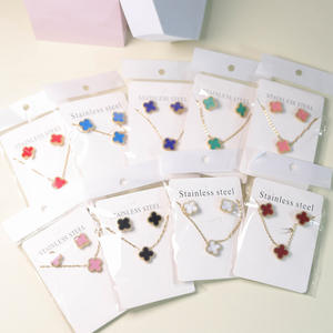 Оптовые продажи: Новинка <span class=keywords><strong>2026</strong></span> года – Самые продаваемые ювелирные наборы «Счастливый четырехлистный клевер», модные ювелирные комплекты для женщин - Product Image 2