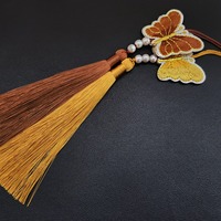 Breloque de sac coréenne traditionnelle Norigae avec pendentif papillon, pompon en soie brodé et ornement de perles