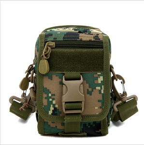 CB14 - Mini pochettes de camouflage numérique Woodland avec sangles d'épaule - Sacs multi-usages pour le camping, la randonnée, la chasse et les activités de plein air - Product Image 1