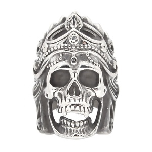 Bague Crâne de Chef Indien en Acier Inoxydable Personnalisée au Design Unique pour Hommes, Bague Vintage de Motard, Bijou - Product Image 1