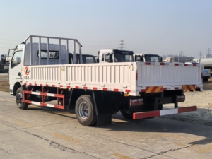 Camion de fret Dongfeng 12T multi-tonnages, léger, moyen et lourd, adapté à différents besoins de transport - Product Image 2