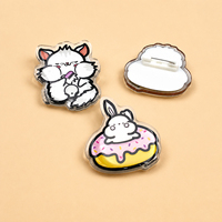 Broche en acrylique personnalisée en usine, motif animal de dessin animé mignon, pour vêtements, sacs à dos, papeterie, cadeaux et accessoires