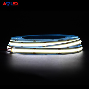 Tira de Luces LED COB, 504 LED/M, Corriente Constante, Sin Puntos Visibles, Garantía de 3 Años, 12V DC, 5000K, Luz Diurna - Product Image 2