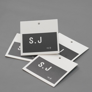 Étiquettes en papier <span class=keywords><strong>mat</strong></span> bleu écologique de luxe pour vêtements, chaussures, sacs, imprimées en sérigraphie, formes personnalisées, largement utilisées - Product Image 3