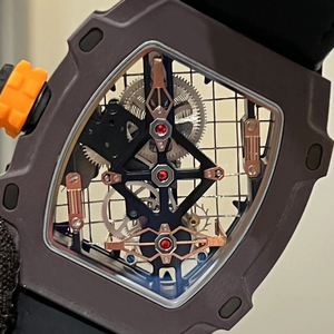 Montre mécanique pour homme inspirée du tennis, en fibre de carbone ultra-légère, squelette en forme de tonneau, tourbillon volant - Product Image 5