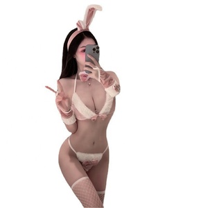 Ensemble de lingerie cosplay pour fille, style doux et moelleux, comprenant : <span class=keywords><strong>Bandeau</strong></span>, Collier à nœud, <span class=keywords><strong>Soutien</strong></span>-<span class=keywords><strong>gorge</strong></span> licou, String, Menottes et Bas de cuisse en résille blanche - Product Image 5