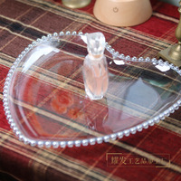 Assiettes de présentation romantiques en plastique pour mariage, en forme de cœur, avec bord doré et perles, pour fêtes, banquets, réceptions, commande personnalisée
