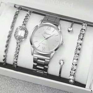 DY-05 Nuovo Set Regalo Orologio da <span class=keywords><strong>Donna</strong></span> con Collana e Bracciale, Orologio al Quarzo, Accessorio Gioiello per Signora - Product Image 5