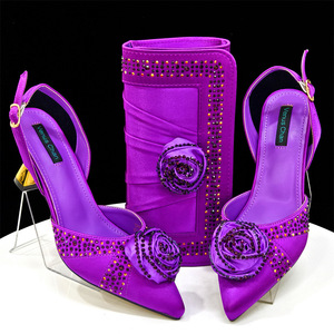 <span class=keywords><strong>Zapatos</strong></span> <span class=keywords><strong>de</strong></span> tacón alto <span class=keywords><strong>verdes</strong></span> con rosas para mujer, ideales para fiestas y bodas, con bolso a juego. - Product Image 3