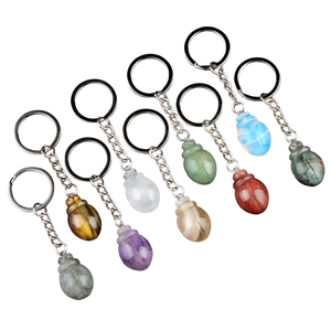 Porte-clés en cristal fait main avec pendentif coccinelle sculptée en pierres naturelles, idéal pour la décoration de sacs et l'usage quotidien – Vente en gros - Product Image 4