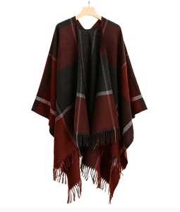 Écharpe longue en polyester pour femme, chaude pour l'automne et l'hiver - Product Image 2