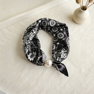 Foulard en soie avec boucle magnétique et perles, petit collier de clavicule, pendentif, écharpe pour femme - Product Image 6