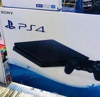 Console de jeu vidéo d'occasion Sony PlayStation 4 ultra-fine 500 Go noir jais PS4