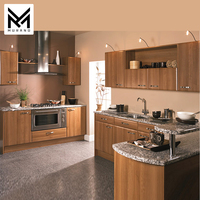 Meubles de cuisine en bois Pvc moderne personnalisé E1 Standard italien préfabriqués de luxe Membrane Pvc armoires de cuisine