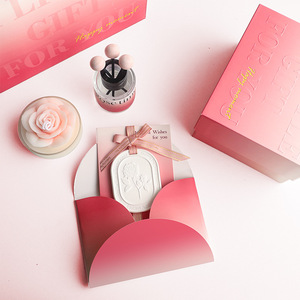 Juego de regalo de fragancia para dormitorio de gama alta, vela perfumada atmosférica para el Día de San Valentín, cumpleaños de niña, día de la diosa recién casada, elegante - Product Image 1