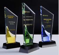 HZ-Crystal Honor of Crystal Cadeau d'affaires de haute qualité Artisanat Diamant coloré K9 Crystal Award Trophy pour cadeau d'affaires