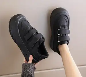 Vendita calda suola spessa altezza aumento Velcro-chiusura per mantenere calde scarpe da donna morbide scarpe da passeggio comode