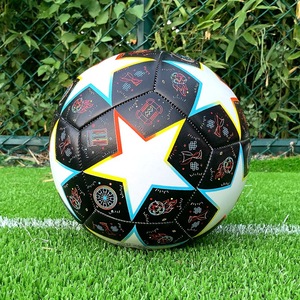 Ballon de football d'entraînement durable taille 5 pour <span class=keywords><strong>jeunes</strong></span> et adultes, idéal pour les matchs et les entraînements en extérieur, avec revêtement en PU souple et chambre à air robuste - Product Image 5