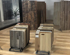 Pnömatik taşıma sistemi için vakum konveyörü toz otomatik besleme dozaj karıştırma sistemi SPC kat ekstruder hattı - Product Image 2