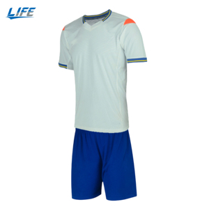 Camiseta de Fútbol Retro Personalizable con Logotipo, Número y Nombre de la Liga - City Ground Inglaterra - Product Image 1