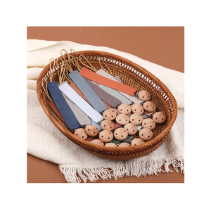 Porte-tétine pour bébé <span class=keywords><strong>personnalisable</strong></span> en gros Clip d'alimentation en chaîne en silicone et coton nouveau modèle - Product Image 1