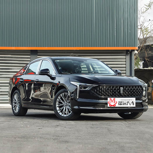 Nuova Auto FAW Bestune B70 2025 con Motore <span class=keywords><strong>a</strong></span> <span class=keywords><strong>Benzina</strong></span> Turbo 1.5T ad Alta Potenza, 169 CV di Potenza Massima - Product Image 1