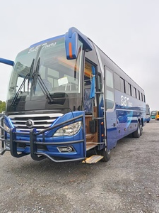 Nuevo autobús turístico de lujo de la marca China RHD, 72 asientos, motor delantero diésel, doble eje trasero, nuevo autobús en China - Product Image 2