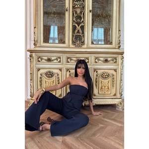 Ensemble de costumes pour femmes bleu marine Johanna, tenue élégante pour équipe - Product Image 5