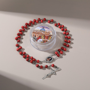 Collar Decorativo con Cruz de Oración Religiosa, <span class=keywords><strong>Papa</strong></span> XIV, Pétalos de Rosa Roja, Madera Perfumada, Hecho a Mano, Rosario Católico de Madera del <span class=keywords><strong>Papa</strong></span> León - Product Image 3