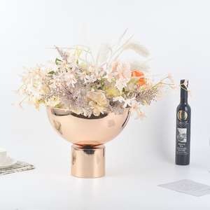 Grande metallo decorativo <span class=keywords><strong>centrotavola</strong></span> porta <span class=keywords><strong>ciotola</strong></span> per la festa nuziale, oro vasi per <span class=keywords><strong>centrotavola</strong></span> Mini oro porte di composizione floreale - Product Image 1