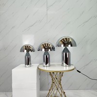 Lampe de table champignon moderne minimaliste nordique de taille moyenne 30*40cm, 220V, pour salon, chambre à coucher, chevet