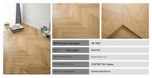 Suelo de Madera de Ingeniería Multicapa de Roble con Diseño Moderno de Espina de Pescado, Acabado Cepillado, para Cocina y Villa - Product Image 4