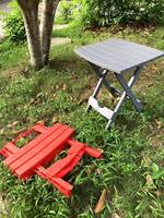 Meilleure vente OEM Table d'appoint légère à pliage rapide en plastique pour le camping Table pliable légère Mini table d'extérieur à large utilisation
