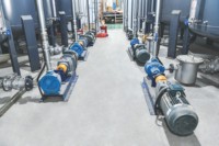YAMACH Haute Productivité 50m Convoyeur Mousse Horizontale Faisant La Machine Ligne pour Canapé Matelas PLC Core Composants 380V 50HZ 120KW