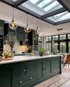 Fabricant d'îlots de cuisine sur mesure de luxe 2025, designs modernes d'armoires, placage laqué, armoires de cuisine - Product Image 2