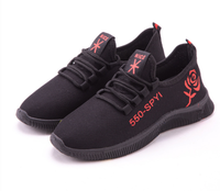 Yongge nouvelle marque de mode femmes baskets chaussures noires femmes décontracté semelle souple anti-dérapant mère sport respirant maille chaussures