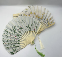 Éventails décoratifs japonais Xinhui pour mariée, magnifiques éventails pliants à pompons, petits éventails en bambou pour cadeau de mariage