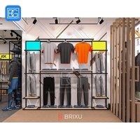 Étagères Gondoles en Bois de Haute Qualité pour Boutiques – Aménagement de Magasins de Vêtements
