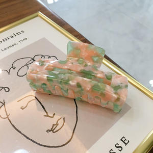 مصنع الجملة أزياء مشبك شعر امرأة جميلة الاكريليك مشبك شعر - Product Image 3