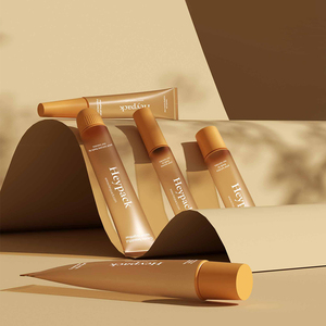 D16 D19 Lip Gross Ống mềm với KHÁC NHAU <span class=keywords><strong>Applicator</strong></span> PE Lip Balm với biểu tượng tùy chỉnh Lip Plumper Gloss gói - Product Image 4