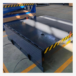Niveleur de quai hydraulique robuste pour la zone de chargement de l'entrepôt - Capacité de 10 tonnes, <span class=keywords><strong>rampe</strong></span> de quai automatique de type fosse - Product Image 4