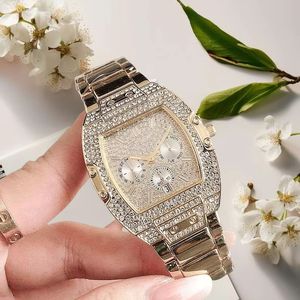 Montre pour femme en alliage doré sertie de diamants, bracelet en cuir de crocodile, mouvement à quartz, affichage multifonctionnel de la date, verre luxueux - Product Image 3