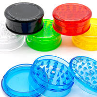 Nouveau style personnalisé 60mm broyeur à tabac manuel en plastique en 3 parties briquets colorés et accessoires pour fumer