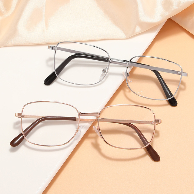Manufacturer Wholesale Metal Iron Foot Presbyopia Full Frame Clear Fashion Resin Reading Glasses for Men Women