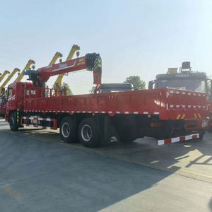 Camión Dongfeng 6x4 con Grúa Montada, Chasis Reforzado con Brazo Xugong de 12 Toneladas, Vehículo de Elevación Integrado para Infraestructura y Vegetación - Product Image 4