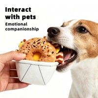 Peluche personnalisée haut de gamme en forme de bagel, jouet à mâcher doux et durable pour chiens et chats, jouet en peluche avec votre propre design